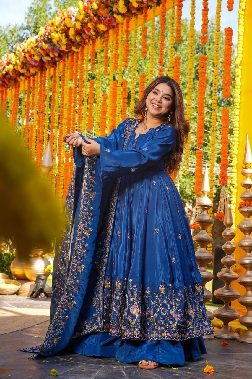 Luxury Floral Embroidered Anarkali Suit Set
