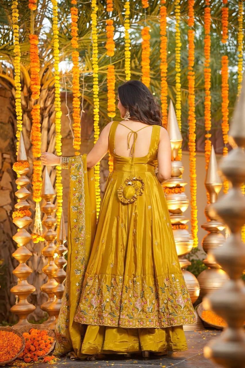 Luxury Floral Embroidered Anarkali Suit Set
