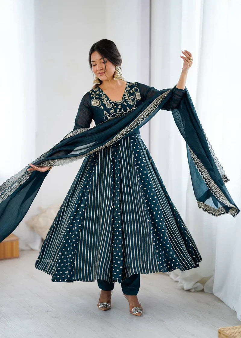 Anarkali Gown With Crunchy Silk With Fully Flair